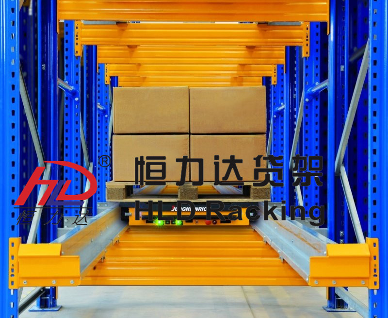 四向穿梭車(chē)貨架