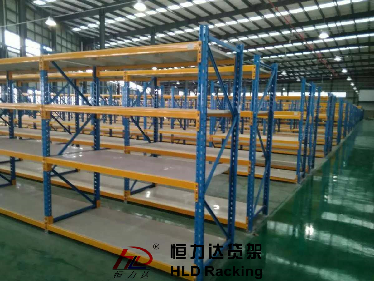 擱板式貨架