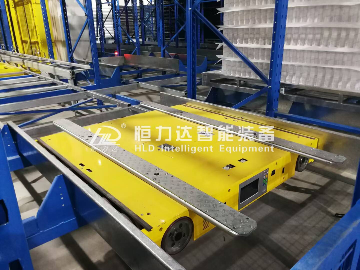 四向穿梭車立庫